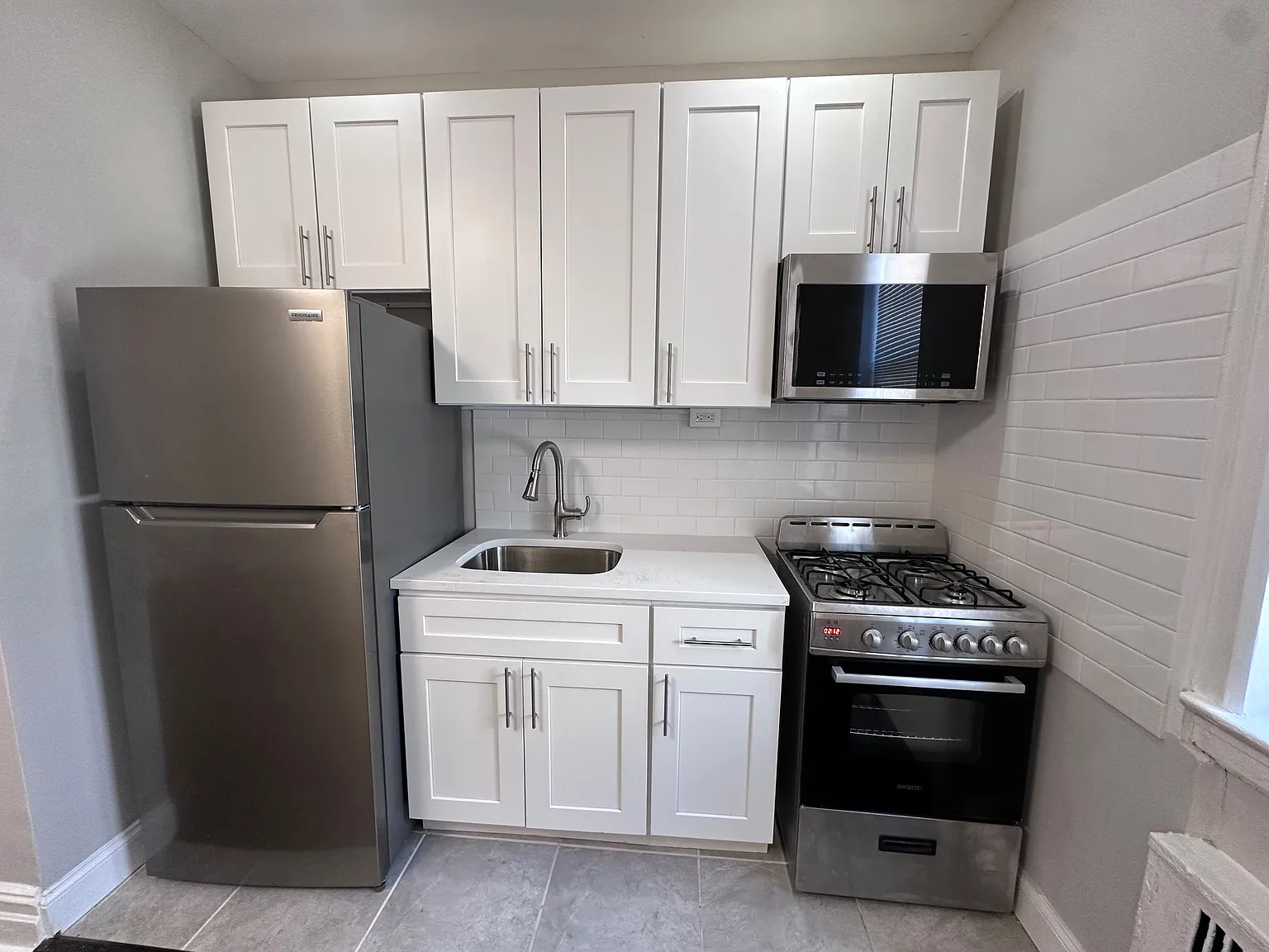 225 Union St — Photo 2