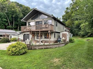 112 River Rd, Mc Gregor, IA 52157