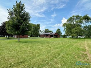 8109 Titus Rd, Oak Harbor, OH 43449