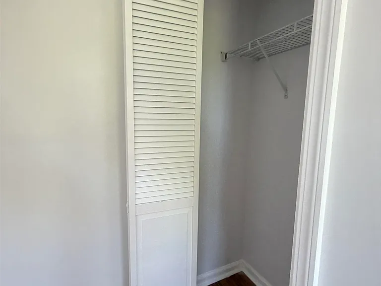 69 La Salle Ave #2 — Photo 11