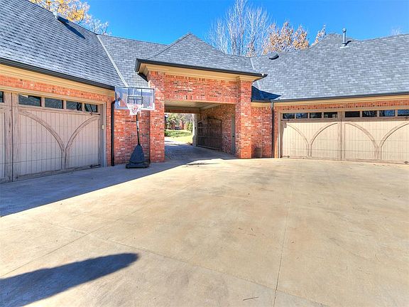 4th image of 5100 Golden Astor Ln