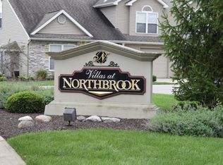 10039 Oak Trail Rd, Fort Wayne, IN 46825
