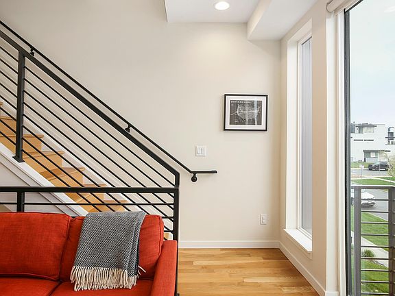 5th image of 1745 Julian St