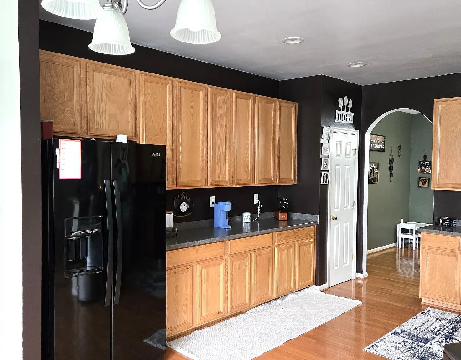 4 bed, 2.5 bath, 2652 sqft, $2,550 — Photo 3
