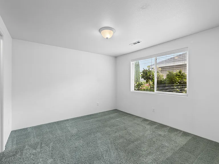 621 Shadow Wood Dr — Photo 15