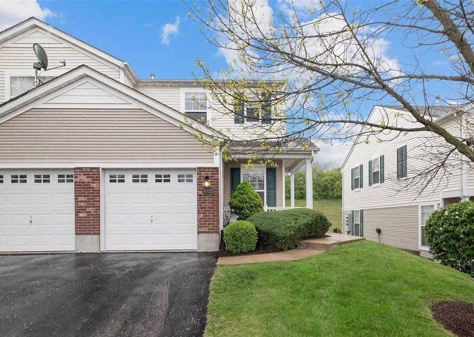 1st image of 4825 Heritage Heights Cir