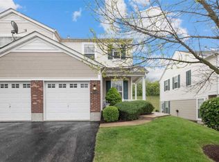 4825 Heritage Heights Cir, Hazelwood, MO 63042