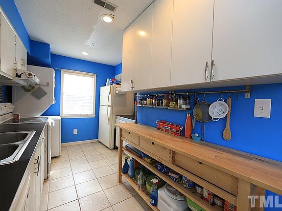 5th image of 100 Kingsbury Dr