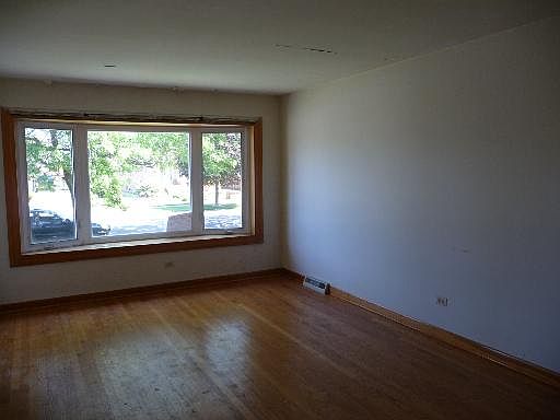 5th image of 14546 S Palmer Ave