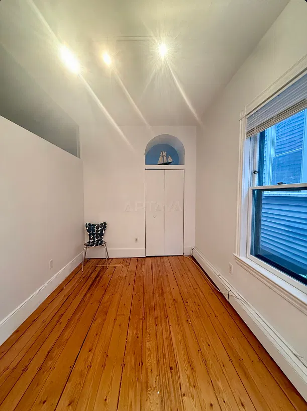 2 bed, $3,500 — Photo 4