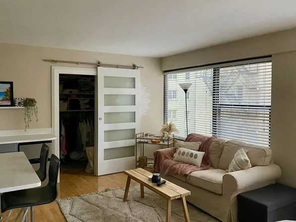 3420 N Lake Shore Dr, Chicago, IL