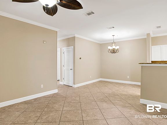 5th image of 450 Park Ave APT 202