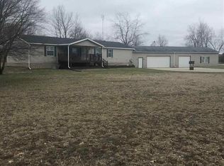 3275 W Barnes Lake Rd, Columbiaville, MI 48421