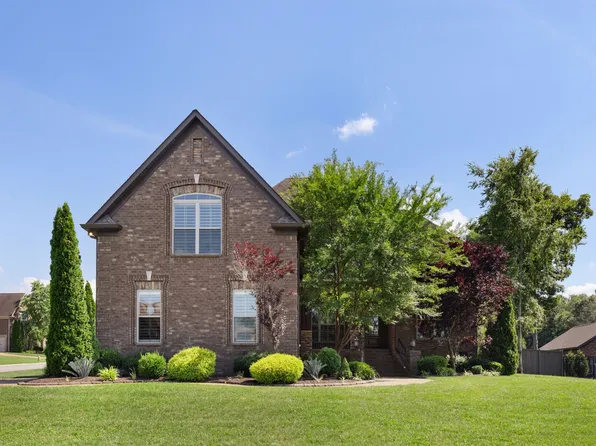 100 Wembly Ln, Mount Juliet, TN 37122