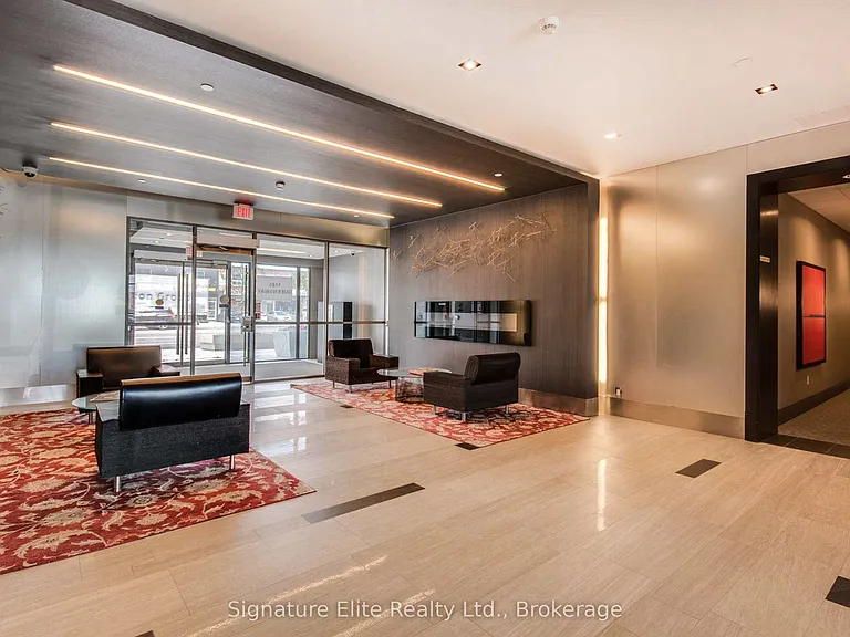 1185 The Queensway #526 — Photo 15