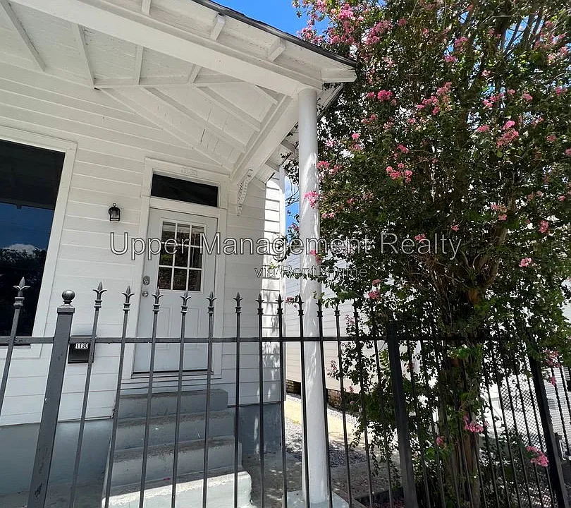 1130 Adams St #1128