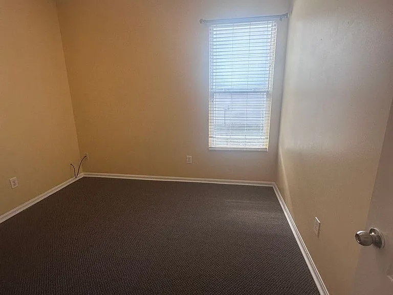 5706 Bannon Crossings Dr — Photo 16