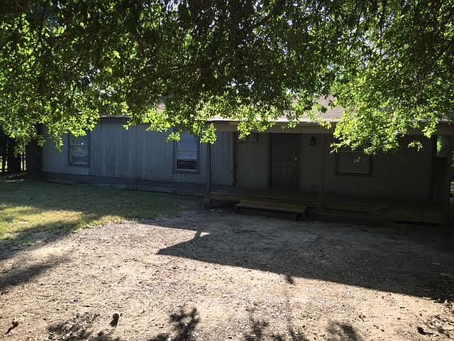 1st image of 1602 Oak St