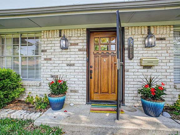 2nd image of 7211 Clearhaven Dr