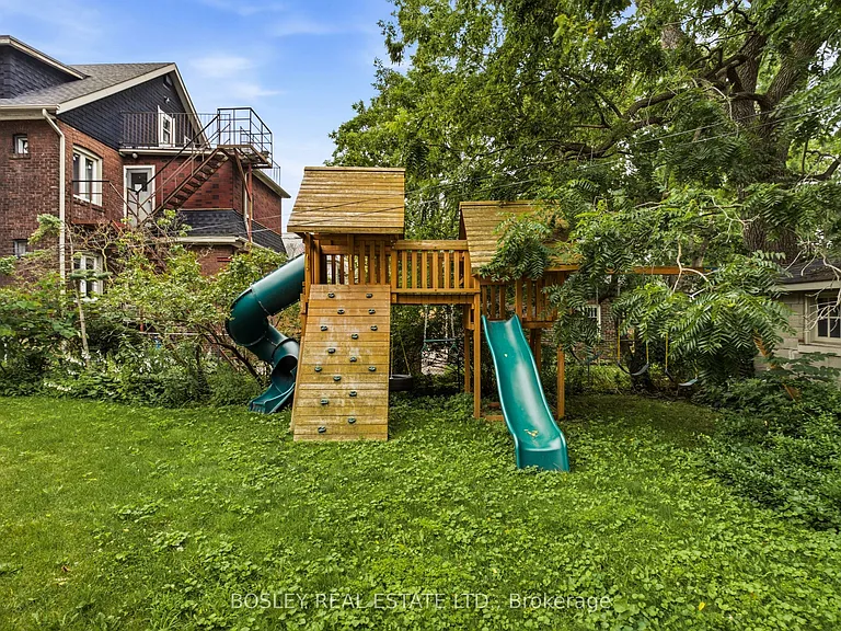 178 High Park Ave #UPPER — Photo 38