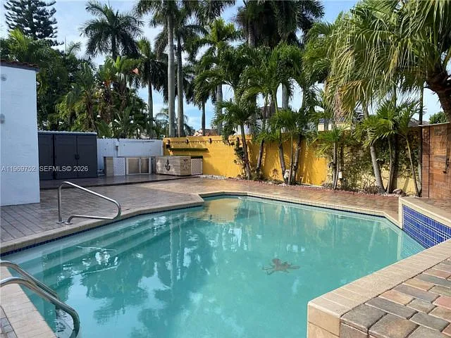 720 NW 123rd Ave — Photo 8