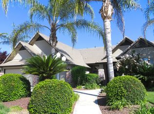 5502 W Perez Ave, Visalia, CA 93291