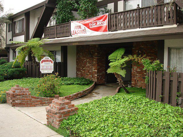 1st image of 15444 Vanowen St APT 15