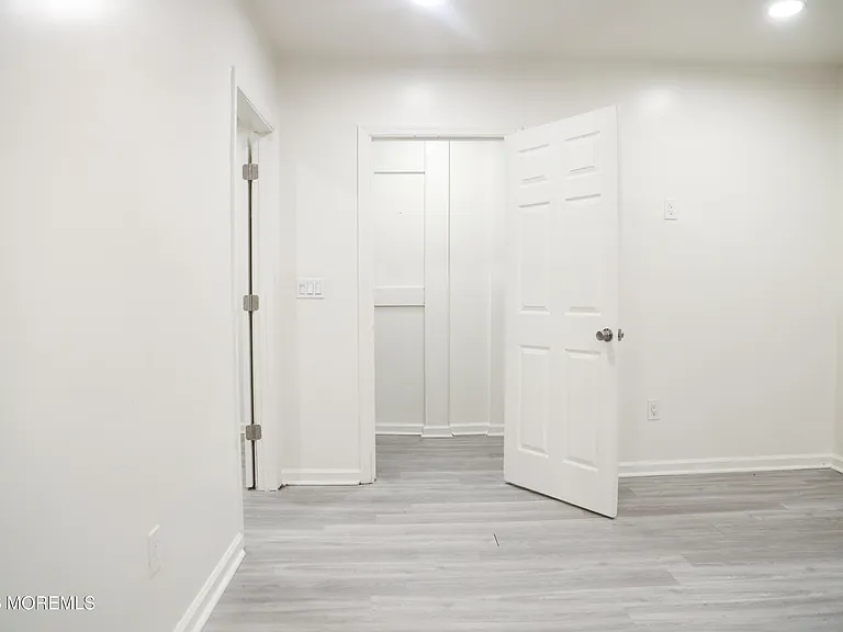 101 Anelve Ave #5 — Photo 9