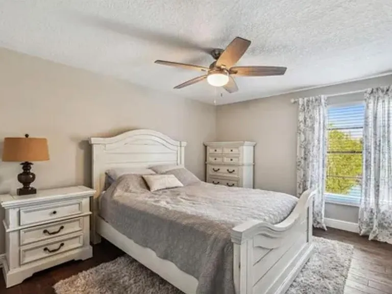 1326 Corner Oaks Dr — Photo 24