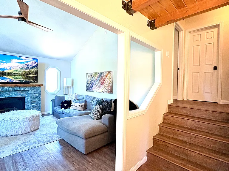 24573 Altdorf Dr — Photo 4