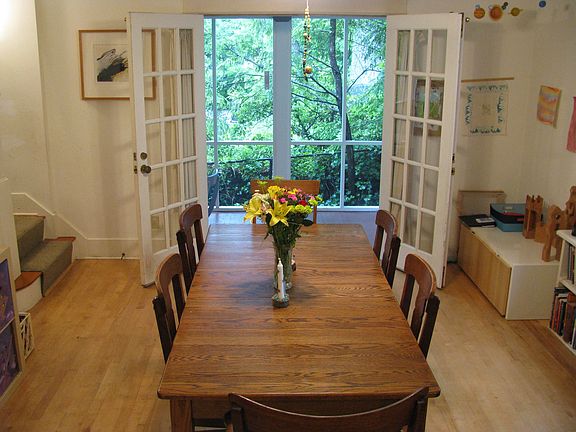 Dining room/screened porch