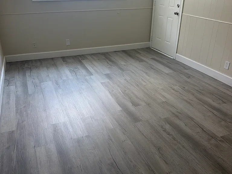 Lincoln Manor — Photo 8