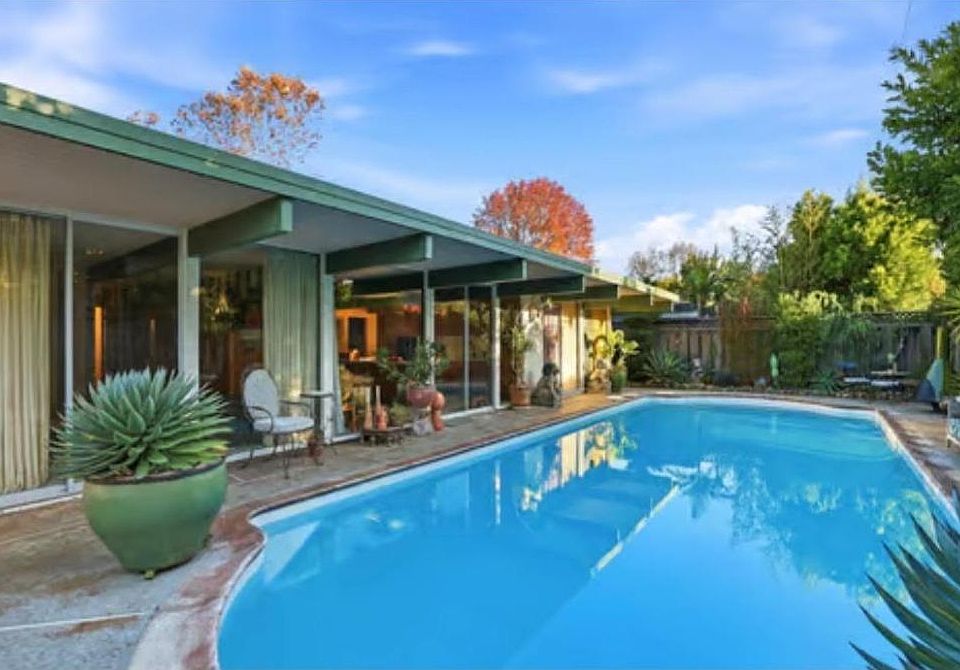 1st image of 2265 Fairhill Ln
