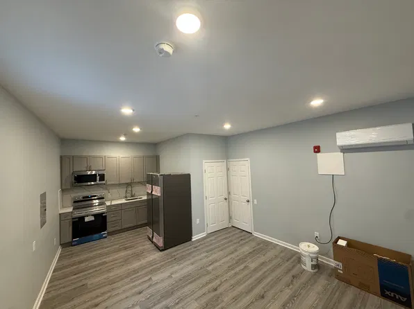 1200 S 17th St Floor 1, Philadelphia, PA 19146