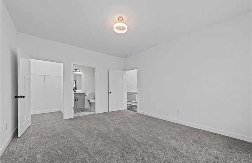 1st image of 621 44th St #1
