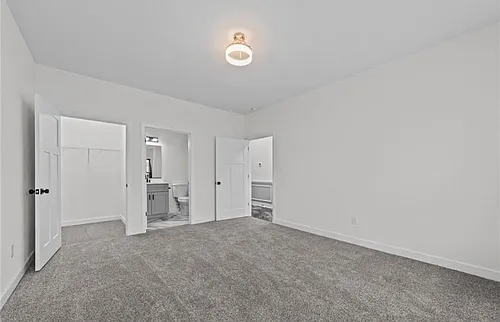 621 44th St #1 Photo 1 621 44th St #1 Photo 1