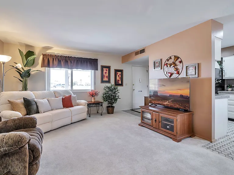 10113 W Pebble Beach Dr — Photo 2