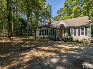 2921 Trestle Ct, Fuquay Varina, NC 27526