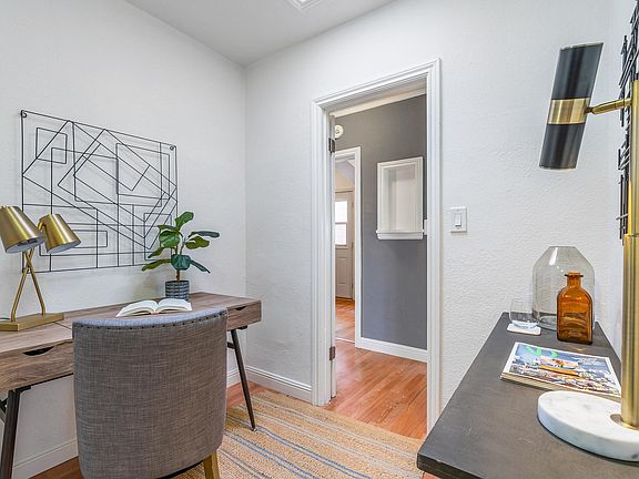 3rd image of 714 Monterey Blvd APT A