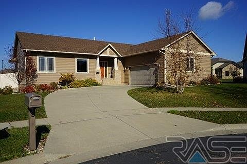 1st image of 6400 S Killarney Cir