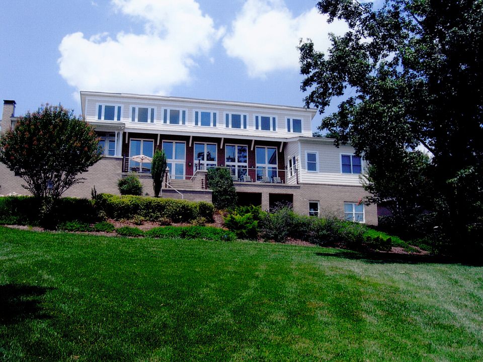 Lake Side with Patio