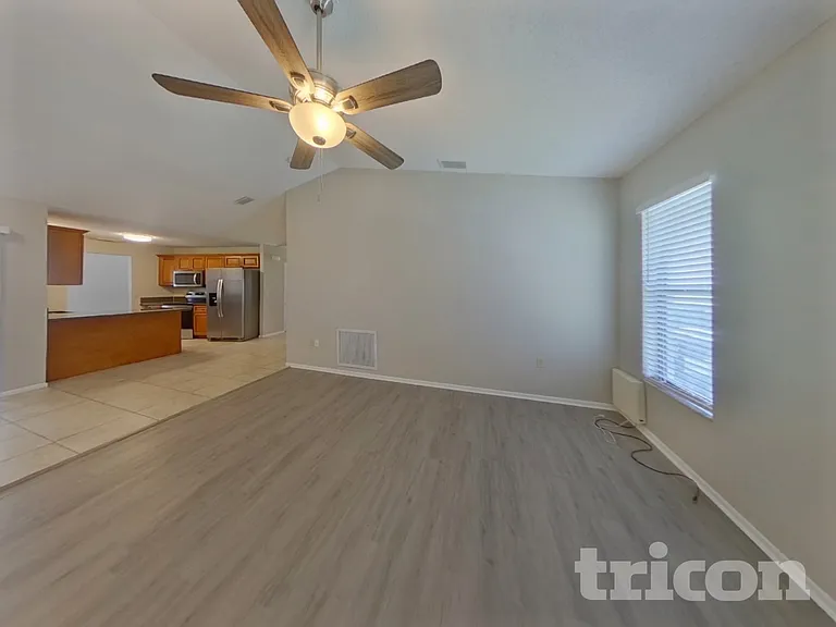 2273 Seward Cir — Photo 5