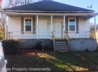 122 Grady Smith St, Grantville, GA 30220
