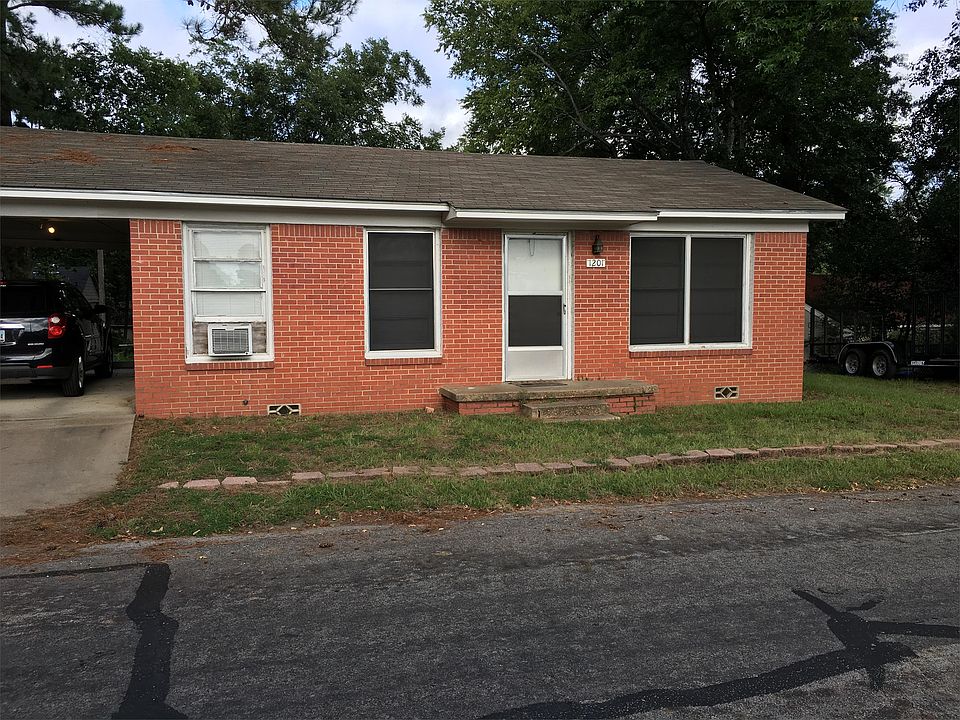 Exterior 1201 Highland