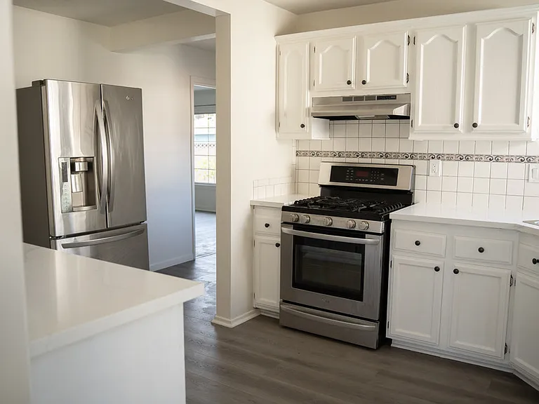 4815 Hersholt Ave — Photo 6