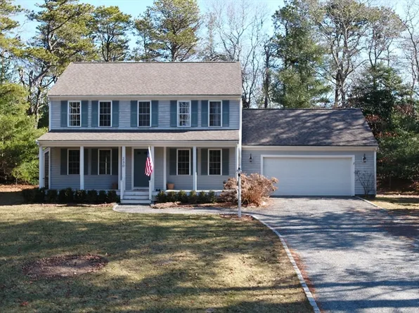 230 Chuckles Way, Barnstable, MA 02630