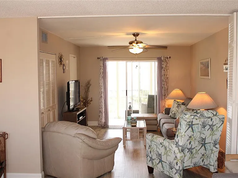 4460 Ironwood Cir #501A — Photo 19