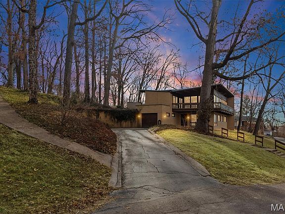 4th image of 270 Shady Ln