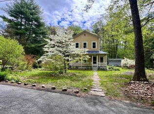 8 Gulf Rd #B, Belchertown, MA 01007