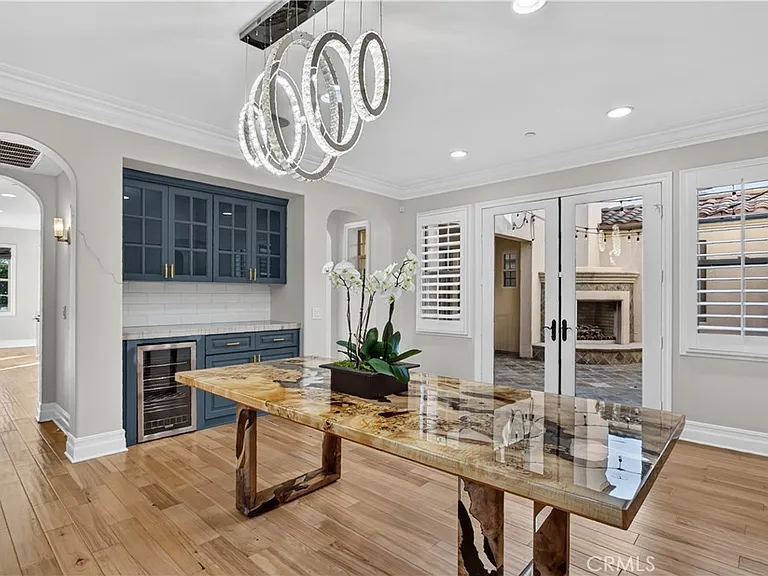 19 Bell Pasture Rd — Photo 12